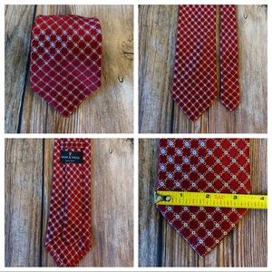 Shore & Singer Tie
Excellent Used Condition (EUC)